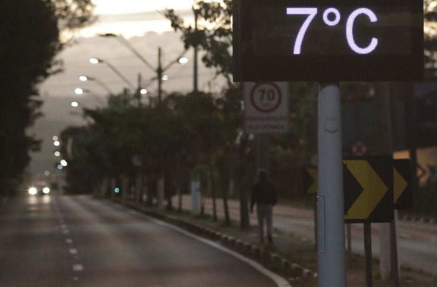 Frente fria atinge Campinas e região na sexta feira, possivelmente o novo dia mais frio do ano, com mínima de 7 °C; fim de semana será gelado